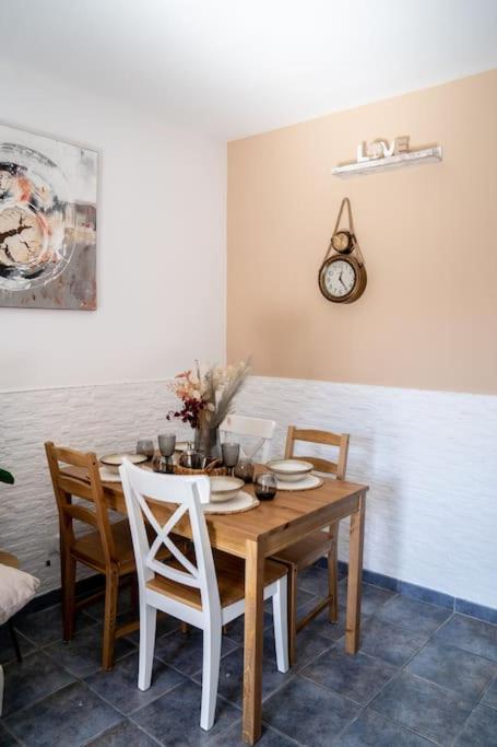 La Mar De Bello, Cozy Apartment! Коста-де-Антигуа Экстерьер фото