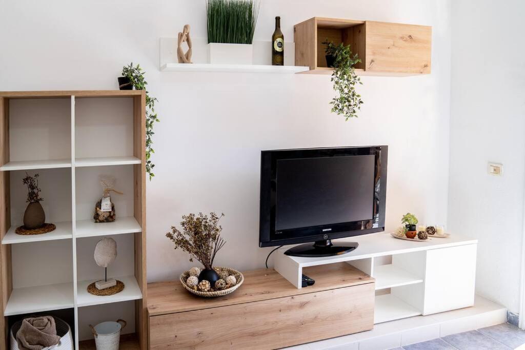 La Mar De Bello, Cozy Apartment! Коста-де-Антигуа Экстерьер фото